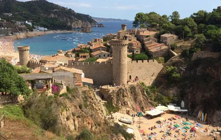 Costa Brava Scenic Hike & Tossa de Mar Small Group Tour