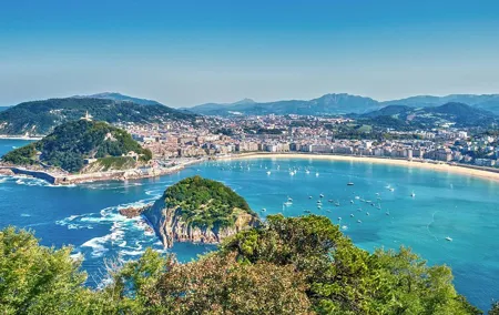 Private Transfer from Barcelona to San Sebastian (or vice versa)