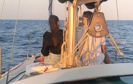 Boat Tour with Drink and Peck