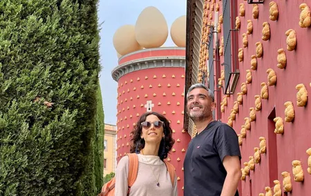 Private Dalí Museum Half Day Tour from Barcelona