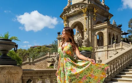 Barcelona: Private Photoshoot in Ciutadella Park with Ami