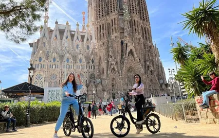 3 Hours Barcelona Guided Gaudi E-Bike Tour