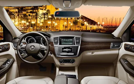 Barcelona Private Transfer from Barcelona Airport to Sitges