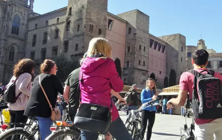 Private Photo Bike Tour Best of Modernism and Mediterranean Barcelona