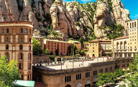 Train Journey from Barcelona Shared Tour in Montserrat