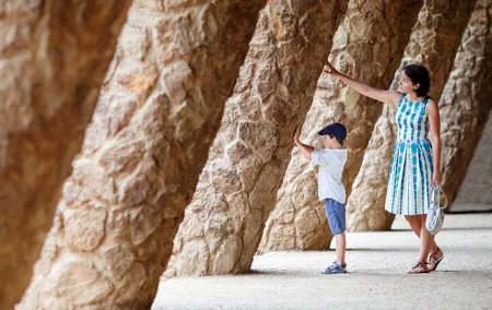 Private Guided Family Walking Tour in Barcelona