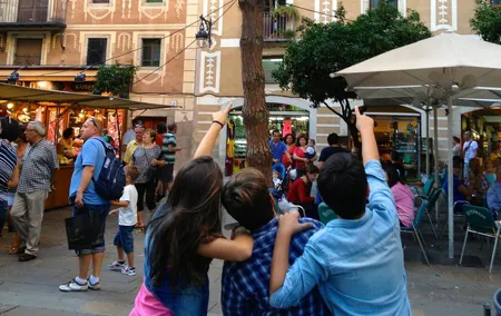 Private Family Experience - Dragon Tour in Barcelona for Kids