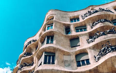 Discover Barcelona’s most Photogenic Spots with a Local