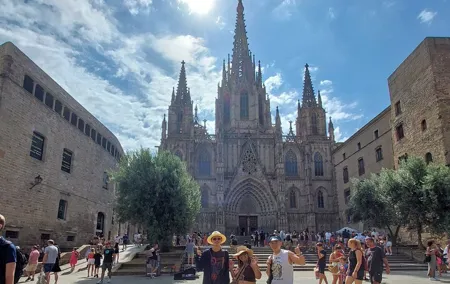UnCommon Barcelona by Bike! Top Sights and Hidden Corners