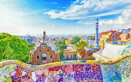 Barcelona Highlights Self guided scavenger hunt and Walking Tour