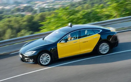 Private Barcelona Airport Transfer: From/to Barcelona Airport