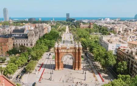 Landmarks and Legends of El Born: A Self-Guided Audio Tour
