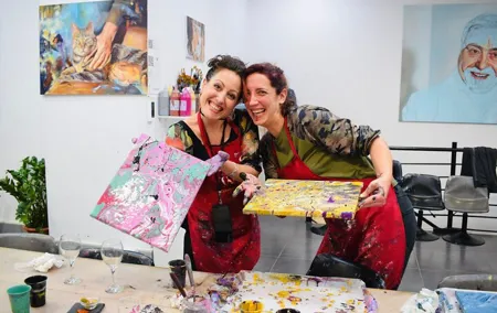 Art & Wine, Painting Experience with Wine in Barcelona