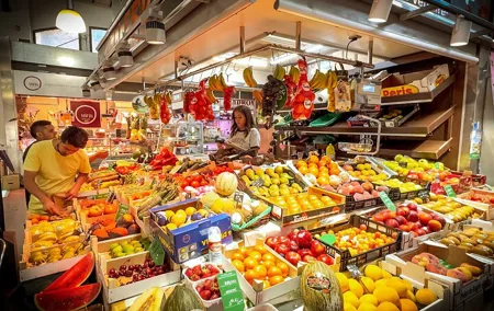 Seafood Paella Maestro Market Tour & Sangria & Tapas