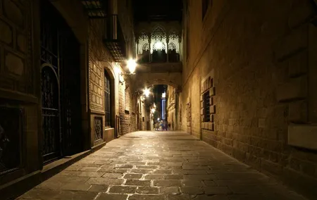 Unusual and secret Barcelona route