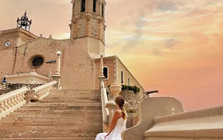 Private Sunset Tour to Sitges From Barcelona