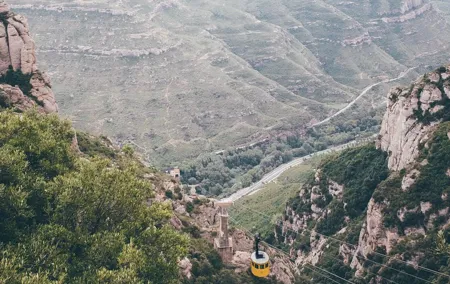 Barcelona & Montserrat Private 5 days Tour with Transfers