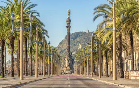 Columbus Monument Access With Barcelona Seaside Guided Tour