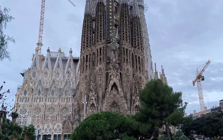 6 Hours Barcelona Private Tour and Sightseeing