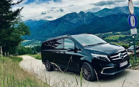 Private Van transfer Warsaw in Zakopane