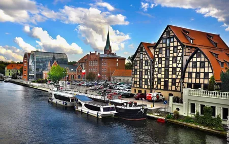 Private service from Warsaw to Bydgoszcz(One way/Round trip/Chauffeur hire)