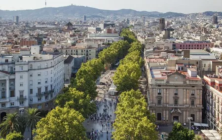 Hidden Gems of Barcelona: Private Tour with a Local Guide