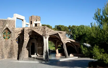 Crypt and Colonia Güell Entry Ticket