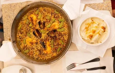 Rooftop and Tapas Tour with Spanish and Catalan Cuisine