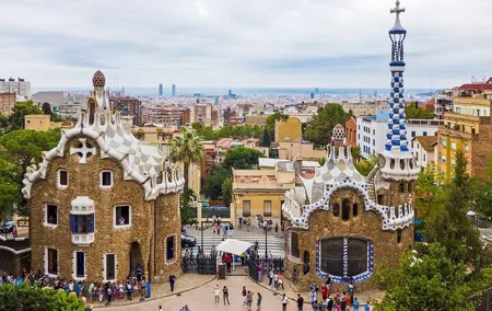 Discover Gaudí’s Wonderland Park Güell Guided Experience