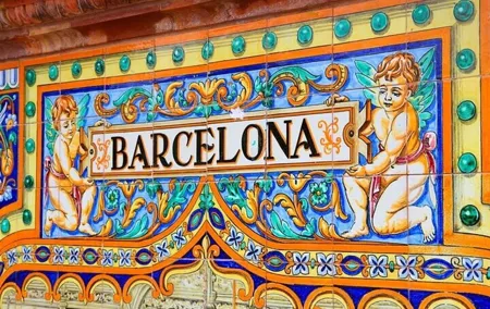 Barcelona Must See Attractions Walking Tour With A Guide