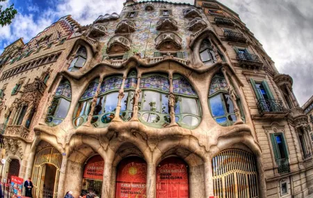 Art Nouveau Private Tour of Gaudi’s Barcelona