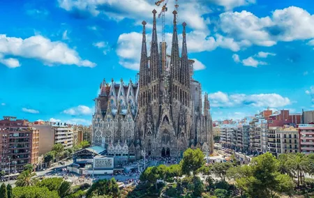 Montserrat and Sagrada Familia Tour actual availability of Tickets
