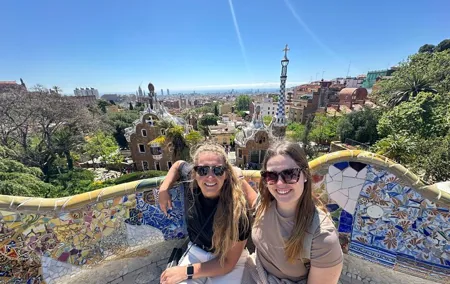 Exclusive Park Guell Tour with Skip the Line Access
