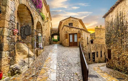 Full Day Tour Amazing Costa Brava Medieval Towns Hotel Pick Up