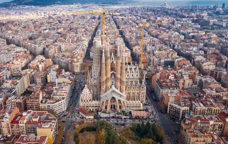Private Tour Best of Barcelona: Sagrada Familia and Old Town
