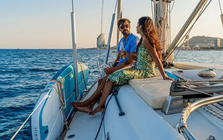 Private sailboat tour Naval Roo400