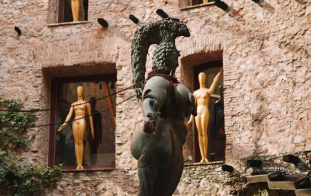 Girona and Figueres Full Day Private Guided Tour from Barcelona