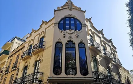 Wine Celler Penedés + Sitges Tour
