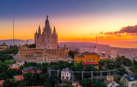 Private tour of Offbeat Barcelona with a local