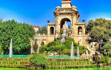 Discover Barcelona: Top Sights & Hidden Gems with a Local