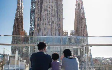 ANGLE - Experience Barcelona With Local Photographer