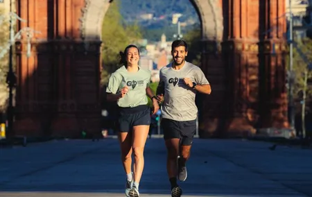 Run the Barcelona Gothic with a Local: 7K Group Running Tour