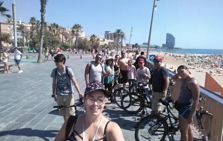 Barcelona Local Tapas & Wine Bike Tour in Small Group