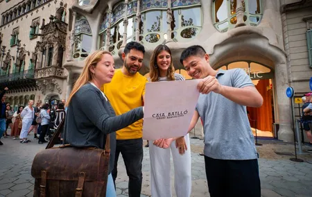 Street Escape: Gaudí and the Hidden Treasure