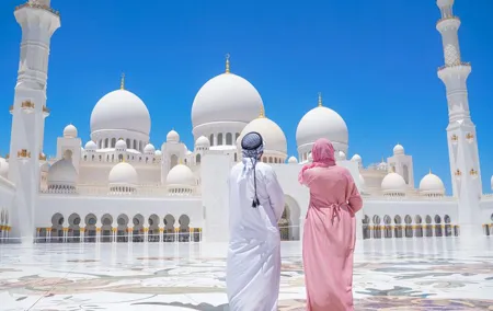 Abu Dhabi Day Trip from Dubai: Mosque & Palace Visit