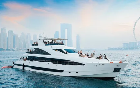 Dubai Harbour Superyacht Experience with gourmet and Drinks
