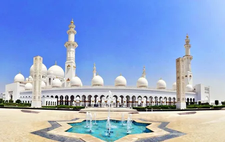 Abu Dhabi Full-Day Sightseeing Tour from Dubai with Mosque Visit