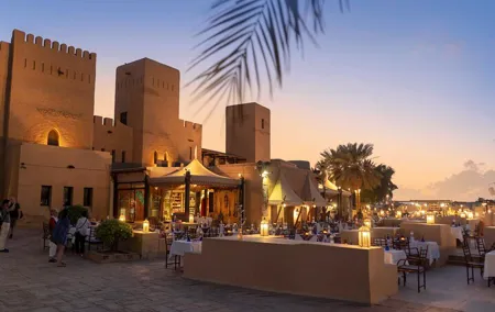Dubai Desert Safari: Luxury Fortress Dinner, Dune Bash, Quad Bike