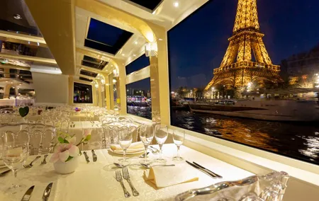 Paris Prestige Dinner Cruise from Eiffel Tower Area