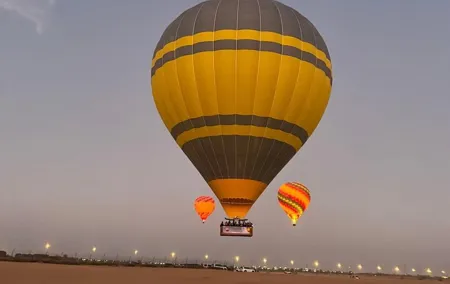 Hot Air Balloon Sunrise Tour with free transport in Dubai